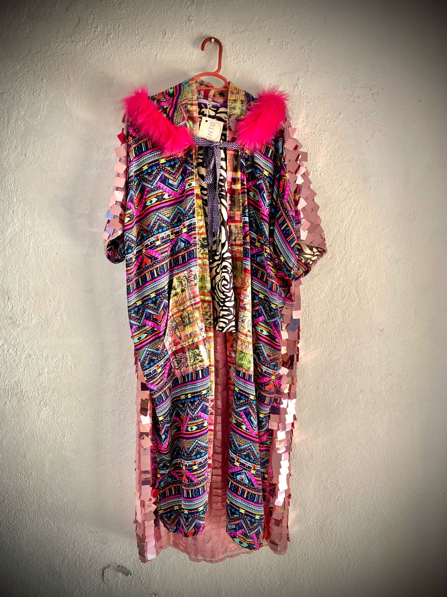 KIMONO ESPECIAL TEJIDO EN TELAR