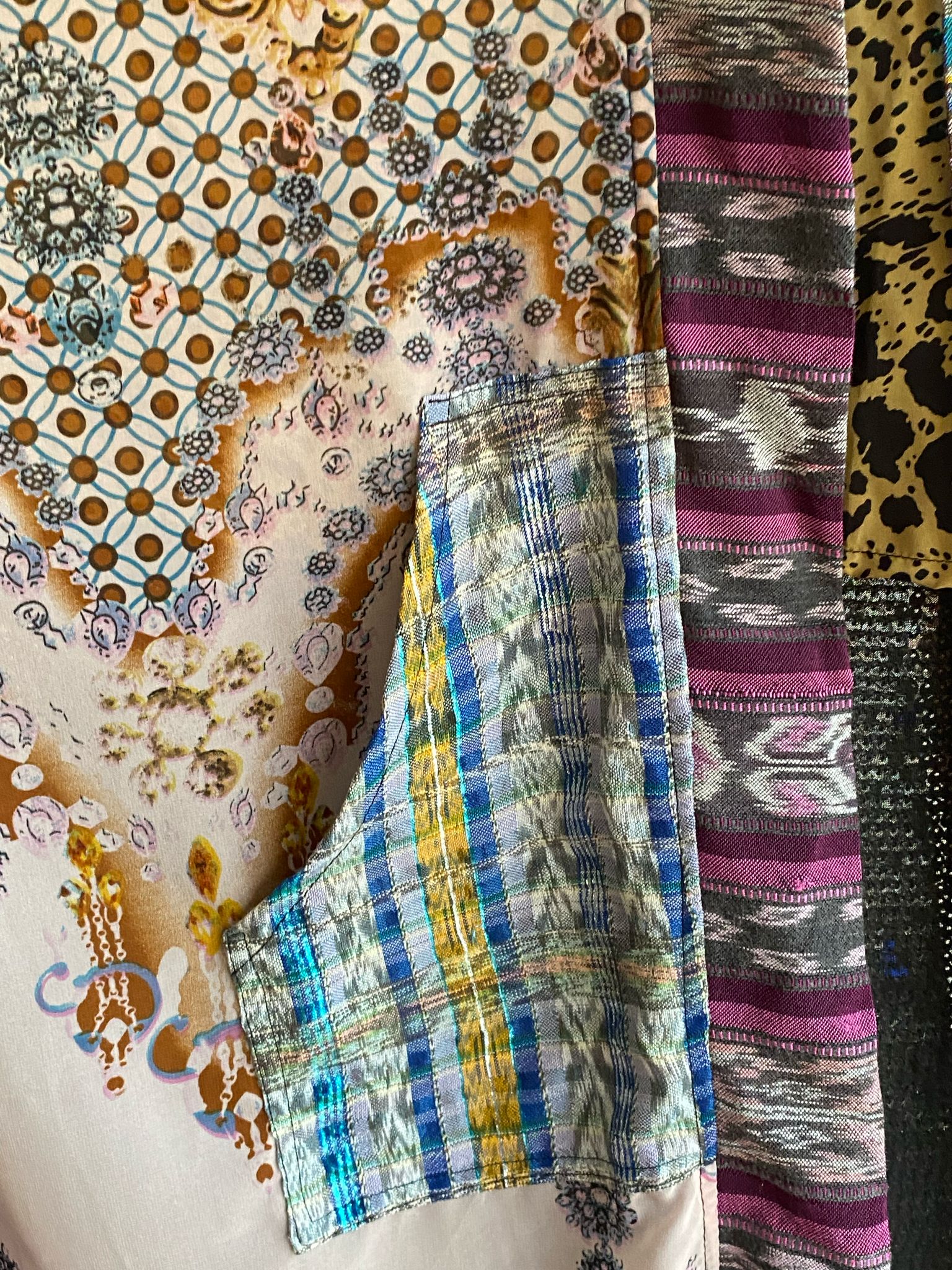 KIMONO ESPECIAL TEJIDO EN TELAR
