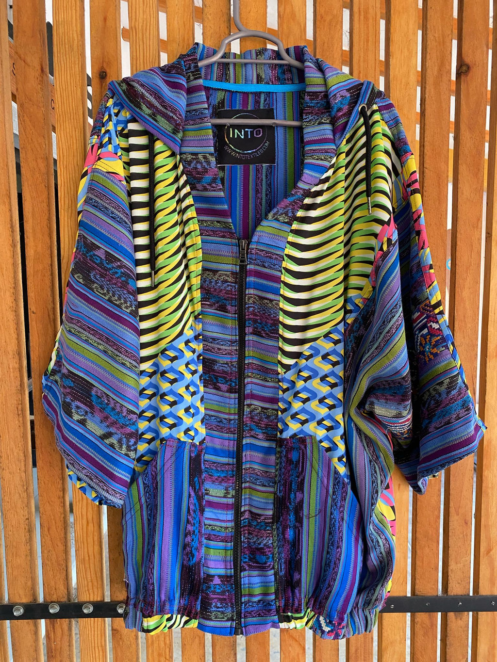 Jacket 211